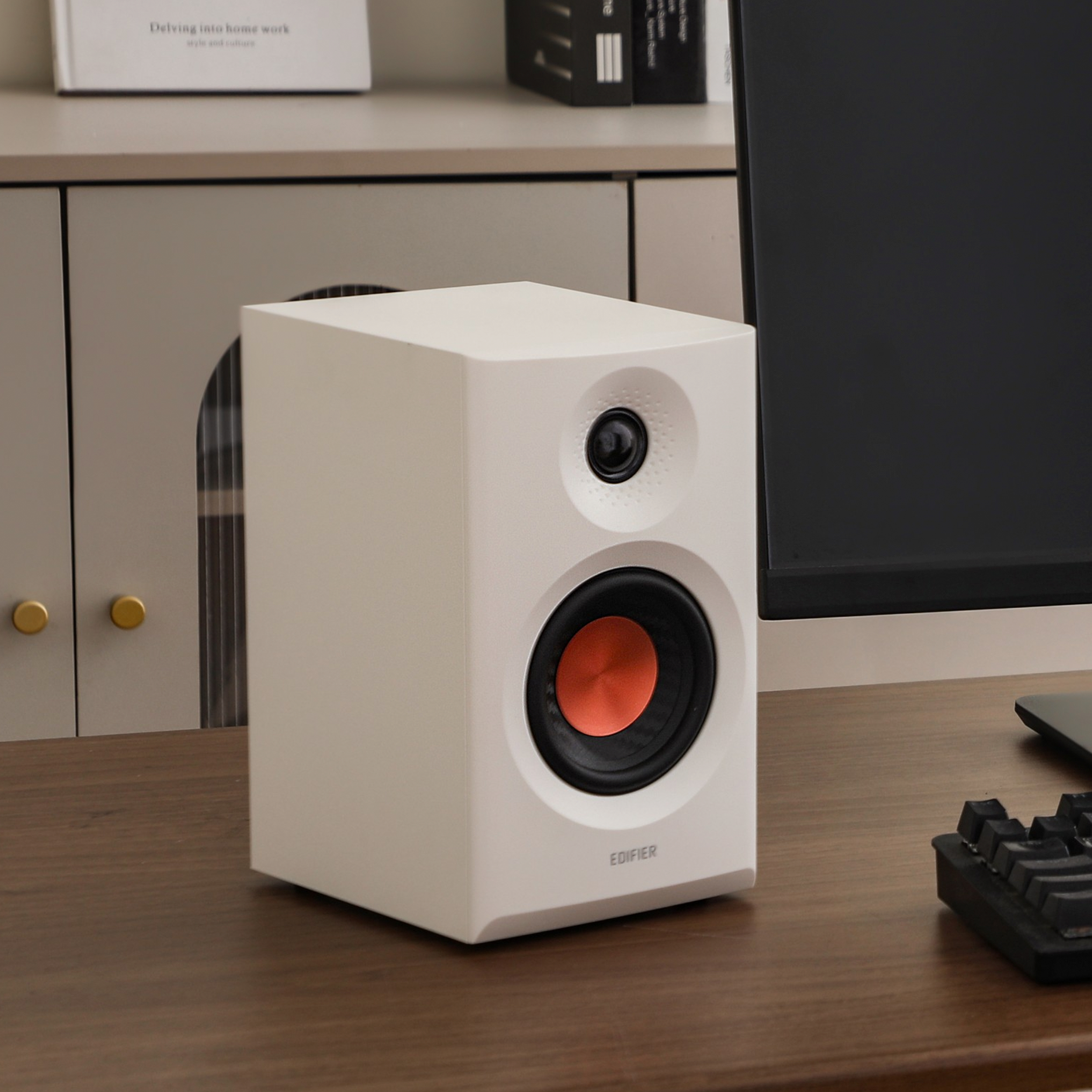 Altavoces de monitor de estudio autoamplificados MR3 (reacondicionados certificados)