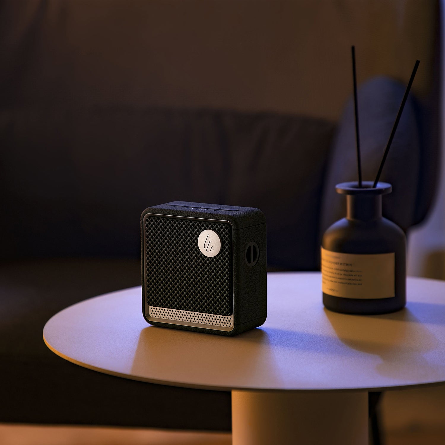 ES20 Portable Bluetooth Speaker