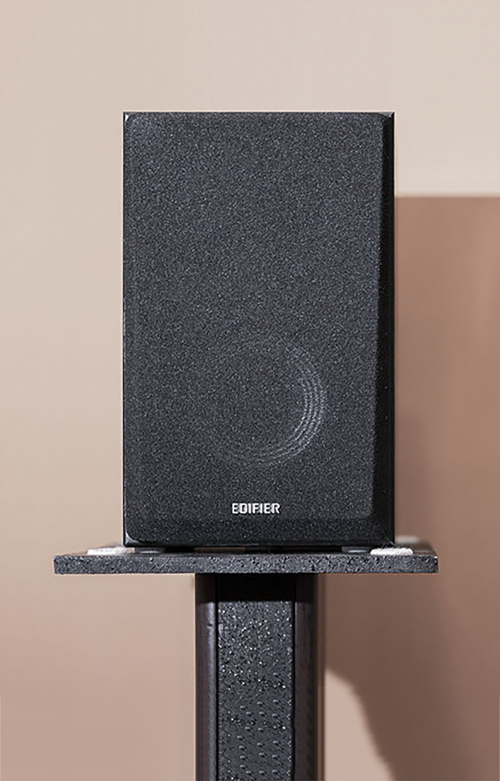 R980T Studio-Quality 2.0 Speaker – Edifier USA